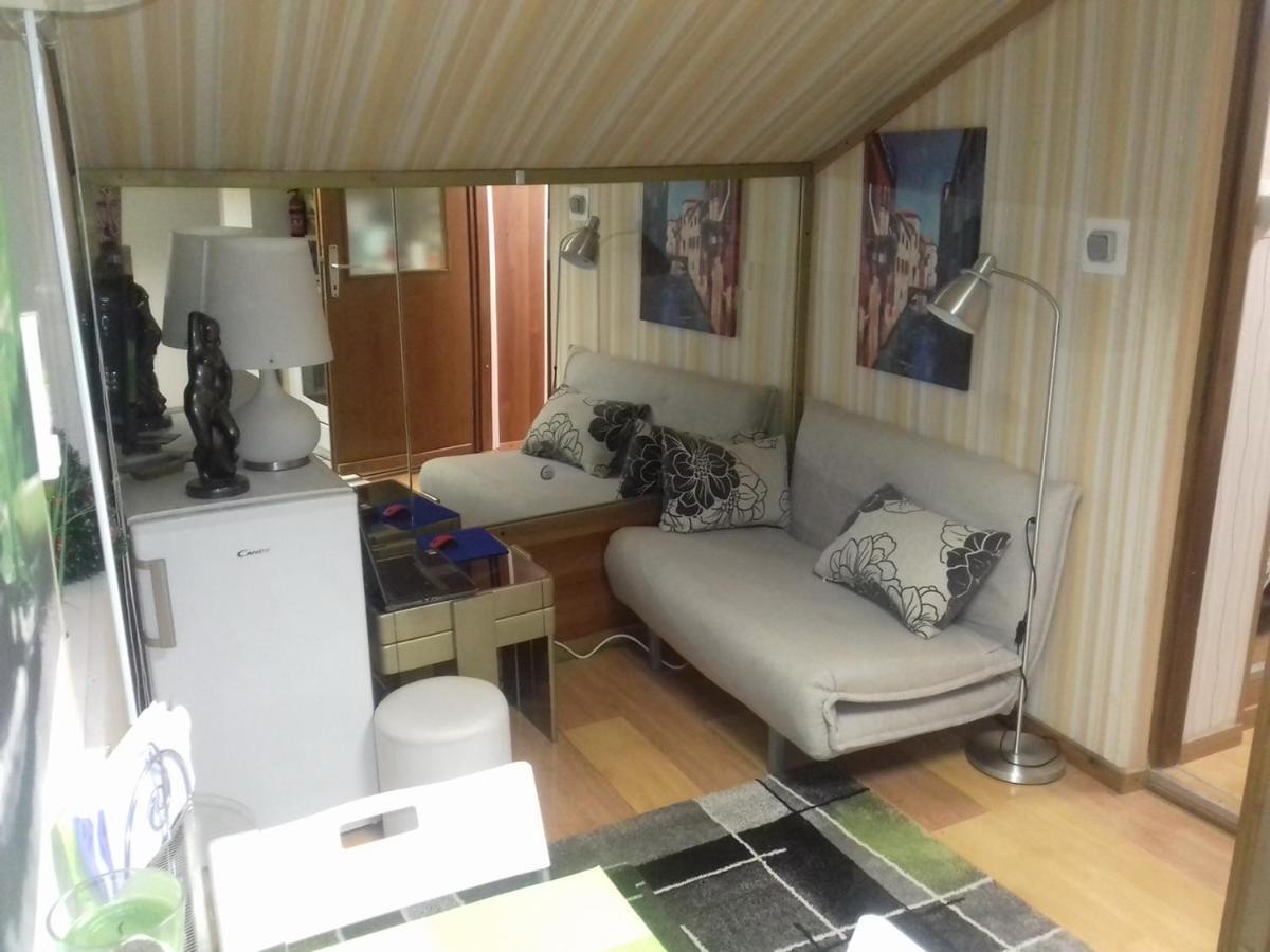 זאגרב Apartment " Studio Green " Free Parking, Self Check-In מראה חיצוני תמונה