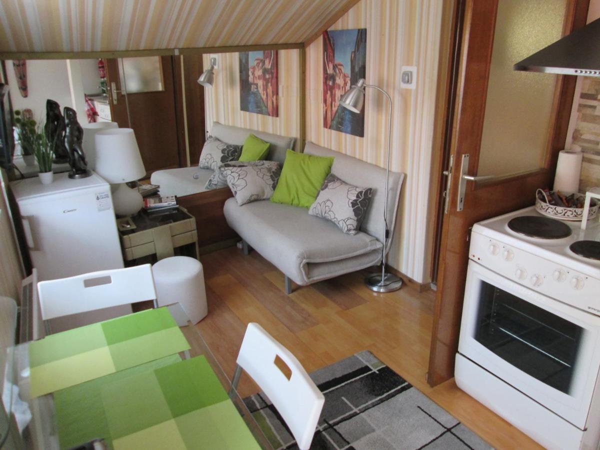 זאגרב Apartment " Studio Green " Free Parking, Self Check-In מראה חיצוני תמונה